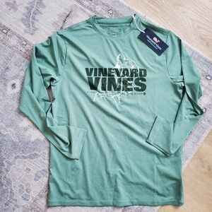 NWT Vineyard Vines Boys Soccer Long Sleeve Performance Shirt SzL (16)